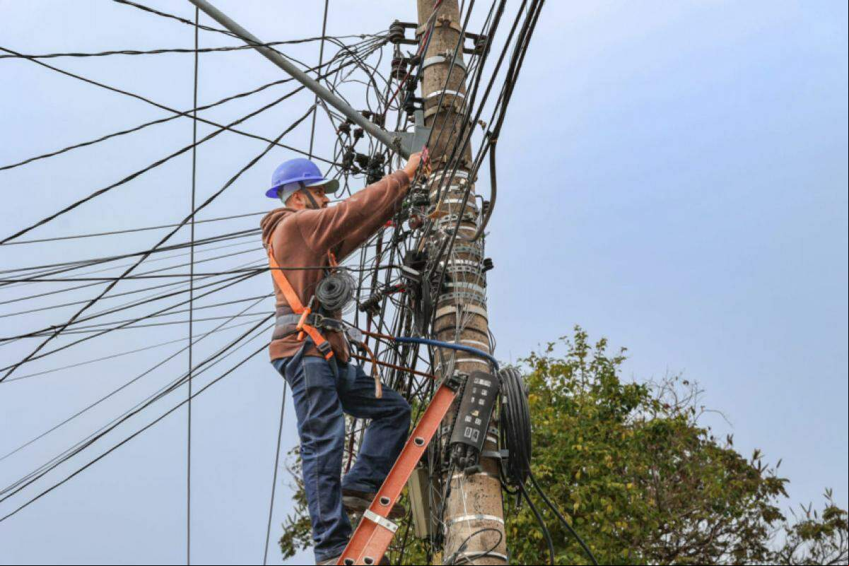 Terceira fase do reordenamento começou pela avenida Olívio Roncoletta