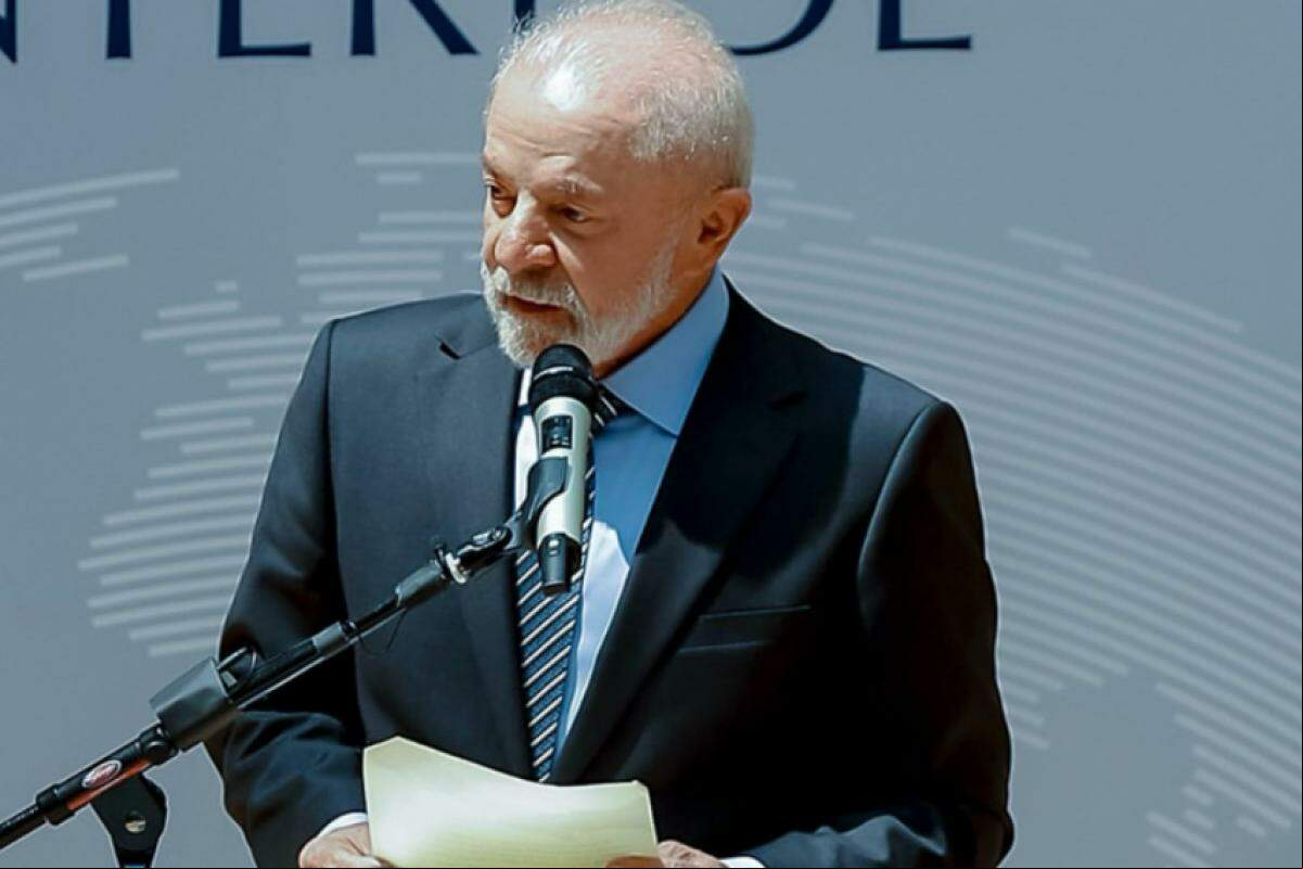 Lula comentou o comportamento de Bolsonararo no STF 